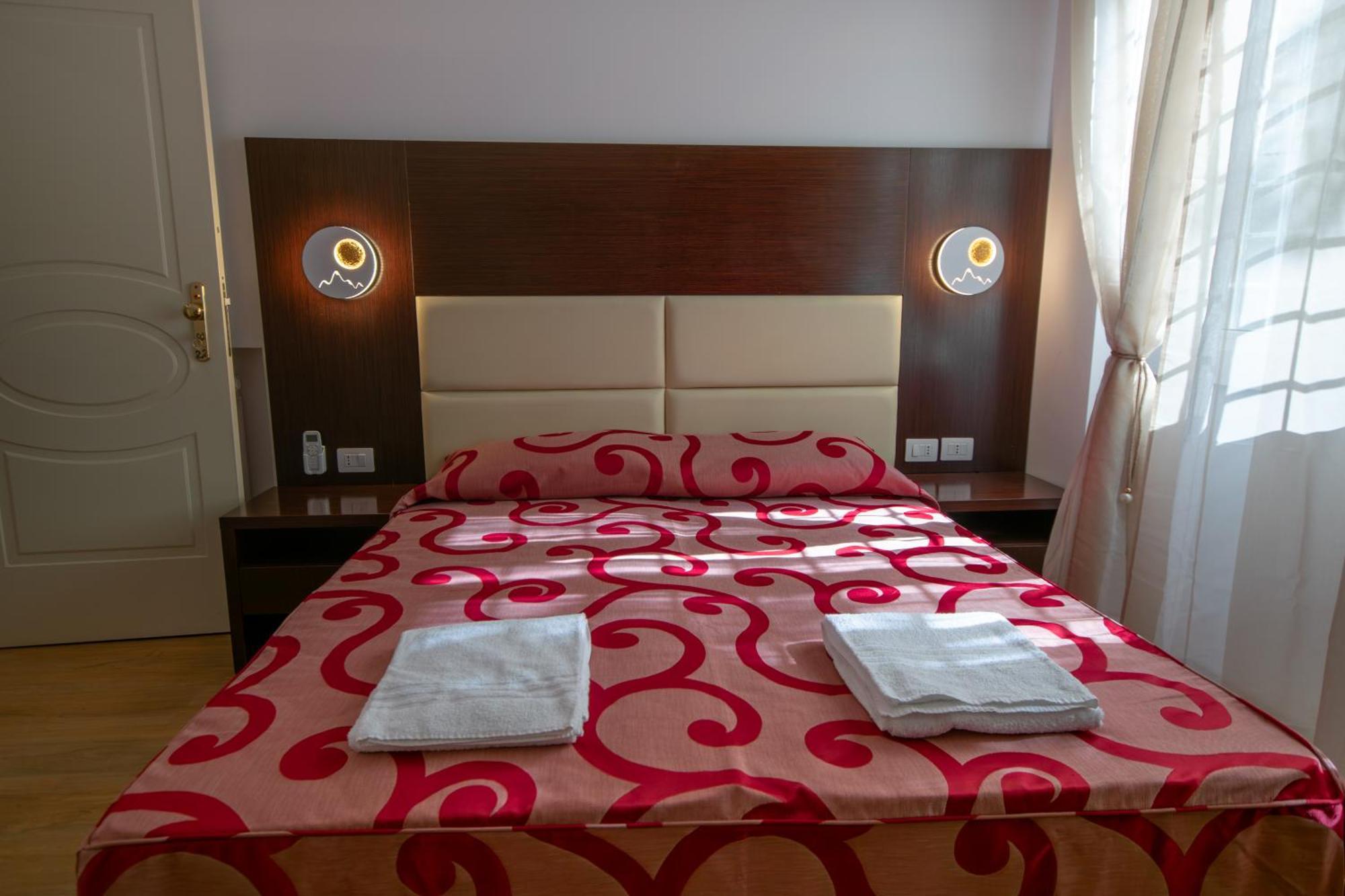 Mbs Marconi Bridge Suites Guest House Рим Екстер'єр фото